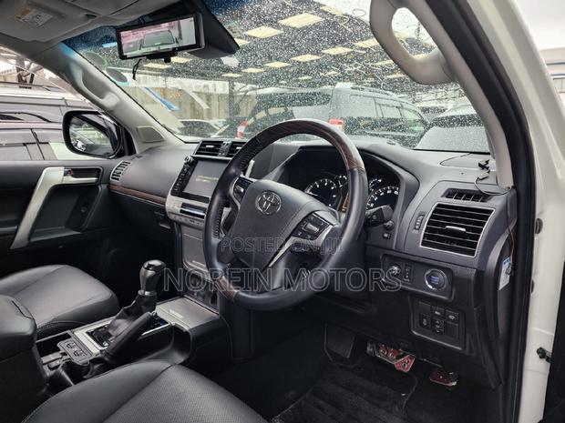 Toyota Land Cruiser Prado 2020 - Off White, Off-Road Masterpiece