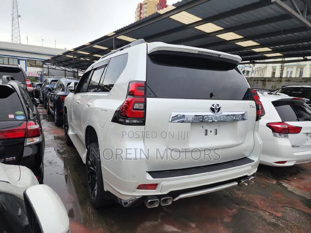 Toyota Land Cruiser Prado 2020 - Off White, Off-Road Masterpiece