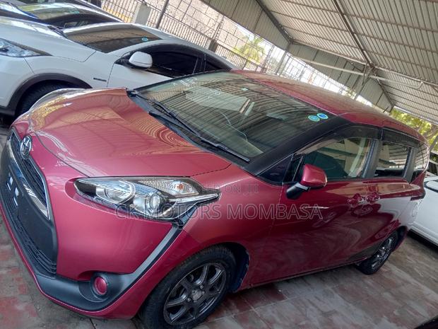 Stylish 2016 Toyota Sienta: Spacious Mini-MPV for the Whole Family