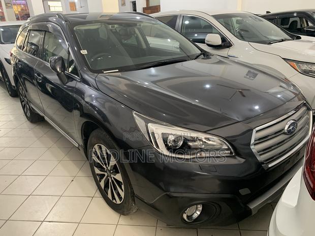 2017 Subaru Outback 2.5i AWD in Gray - Adventure Awaits You