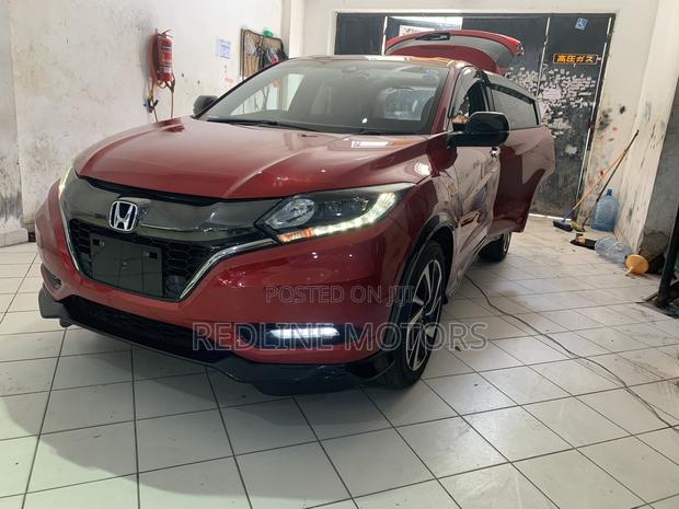 2017 Honda Vezel 1.5 Hybrid 4WD Red - Quality & Efficiency