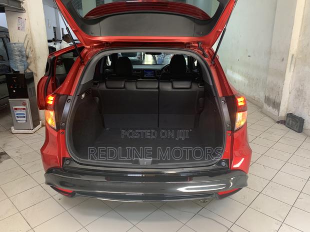 2017 Honda Vezel 1.5 Hybrid 4WD Red - Quality & Efficiency