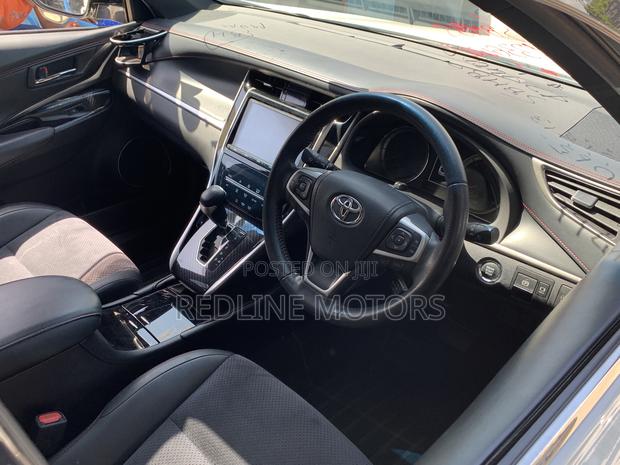 2018 Toyota Harrier 2.5 Hybrid 4WD - White - Advanced Crossover