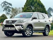 Toyota Fortuner 2.8 D AWD 2017 Gold for sale