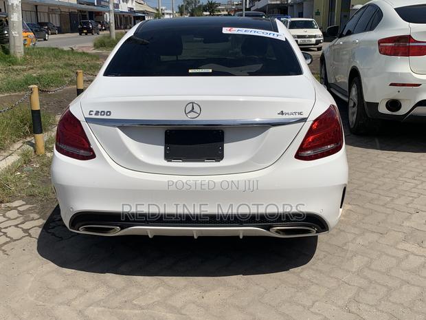 Luxury 2017 Mercedes-Benz C200 White Coupe Available