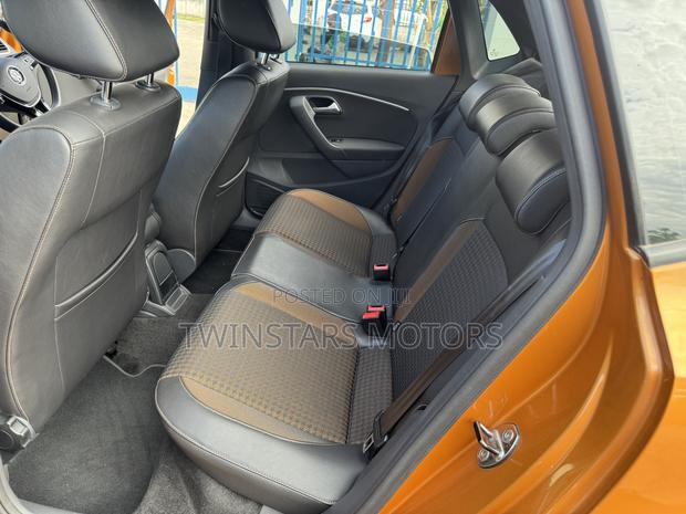 Volkswagen Polo 2017 in Brown: Compact Car with Exquisite