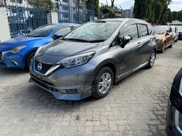Gray Nissan Note 1.2 Hybrid NISMO 2018 - Powerful Compact Hatchback with Sporty Look