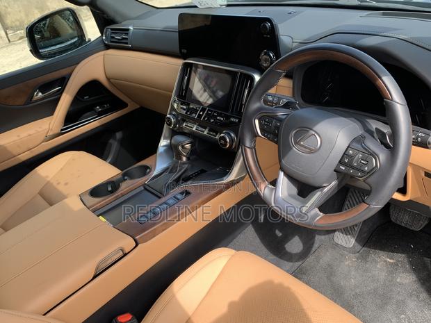 2022 Lexus LX Black Edition: Sophisticated Off-Road Vehicle
