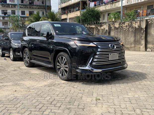 2022 Lexus LX Black Edition: Sophisticated Off-Road Vehicle