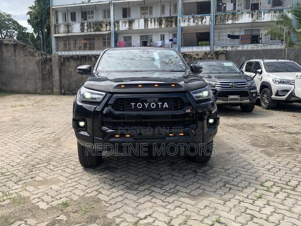 Toyota Hilux 2022 Black Truck: Adventure Awaits, Reliable Performance