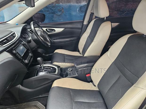 Blue 2016 Nissan X-Trail - High-Quality Pre-owned SUV