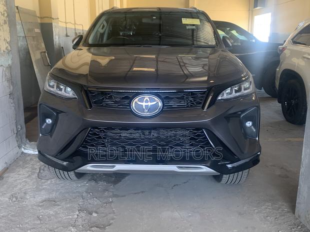 2016 Toyota Fortuner 2.8 D AWD - Gray
