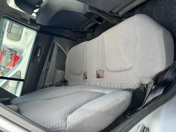Stylish 2017 Nissan Wingroad Silver: Perfect Family Car