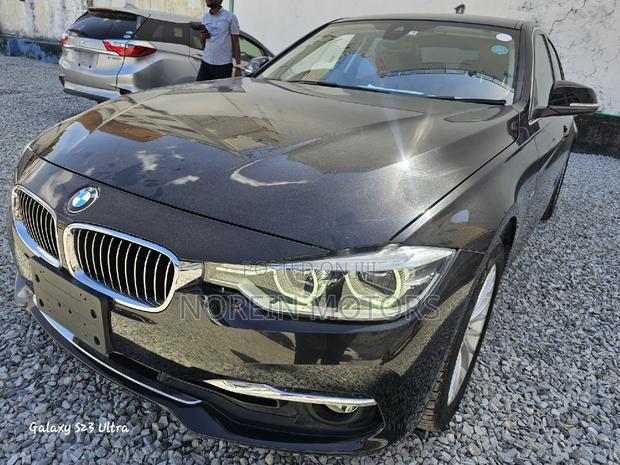 BMW 320d 2017 Blue: Luxury Sedan for Sale