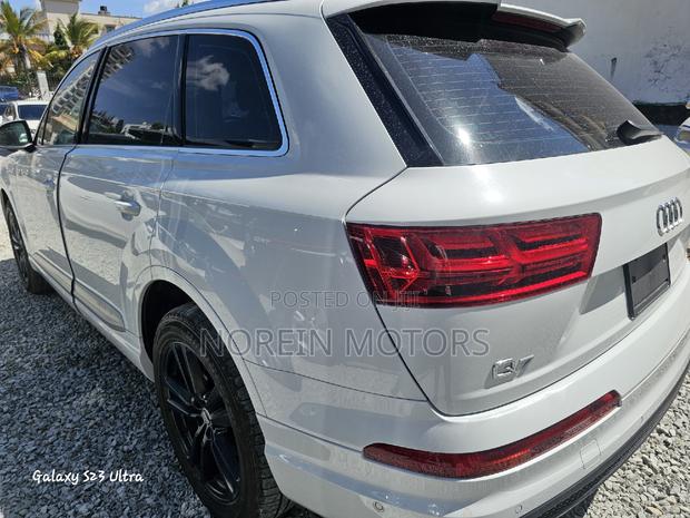 2018 Audi Q7 White - Luxury SUV for Sale