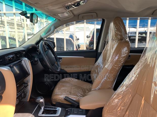 2020 Toyota Fortuner 2.8 D RWD - Stylish Black SUV