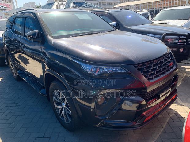2016 Toyota Fortuner Brown - RWD - 2.8 D - Well-Maintained Pre-owned