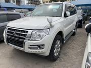 2017 Mitsubishi Pajero White - Modern Off-roader for sale