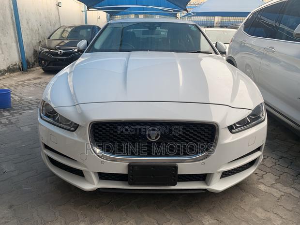 Pre-owned 2017 Jaguar XE Pearl - Elegant Sedan on Offer