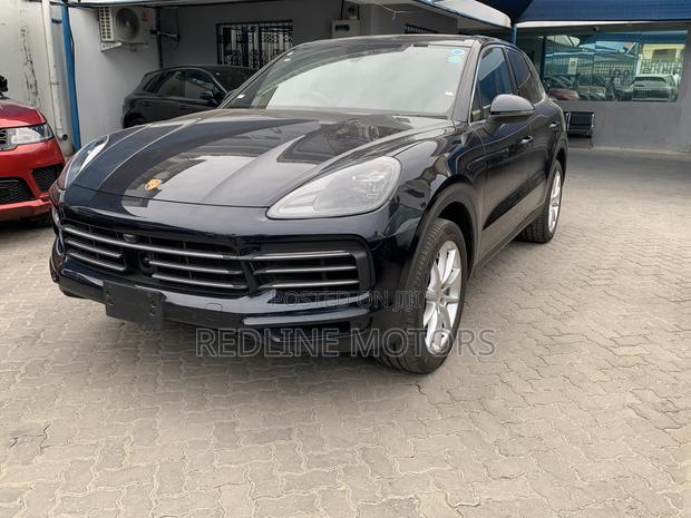 Porsche Cayenne S AWD 2019 - Black Sport Edition