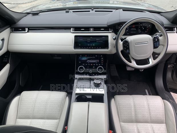 Gold 2018 Land Rover Range Rover Velar P380 HSE R-Dynamic 4x4