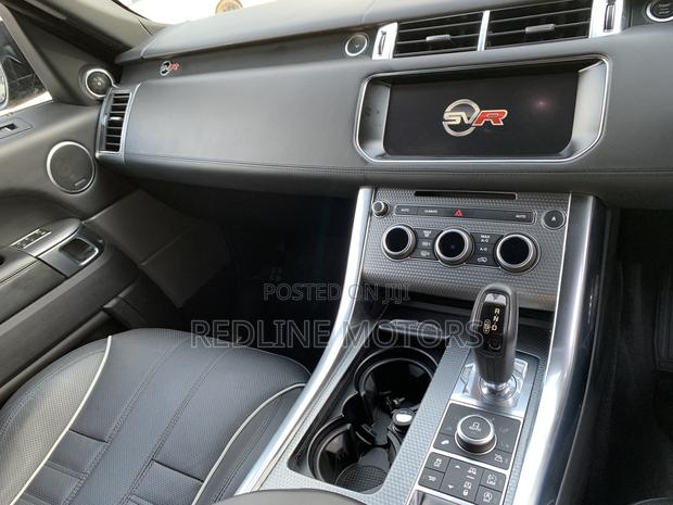 5.0L 8cyl 8A Land Rover Range Rover Sport SVR - Black 2017 Model