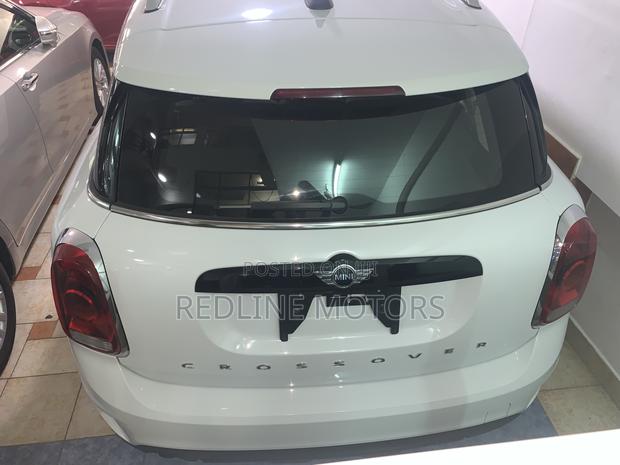 White 2018 Mini Countryman Cooper FWD - Modern Compact SUV