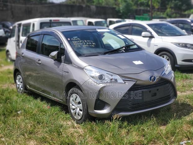 Used 2018 Toyota Vitz 1.3 FWD 5dr - Gray - For Sale