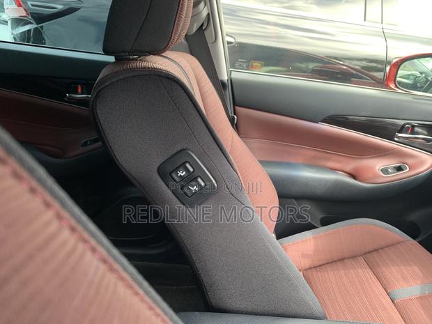 2017 Toyota Crown Burgundy Platinum Sedan