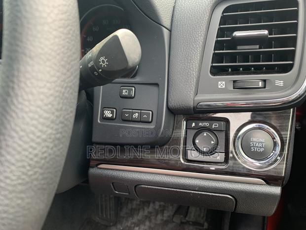 2017 Toyota Crown Burgundy Platinum Sedan