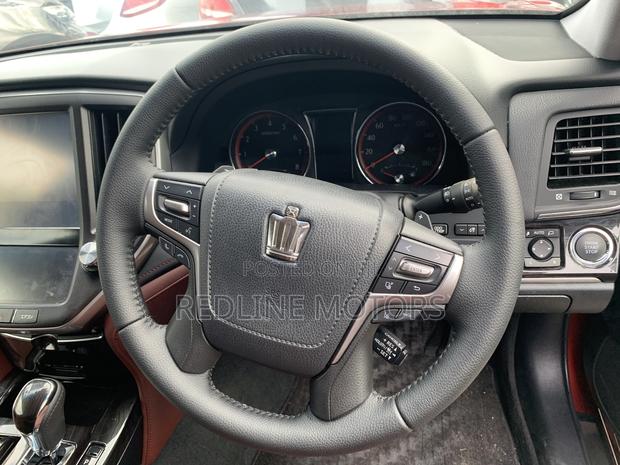 2017 Toyota Crown Burgundy Platinum Sedan