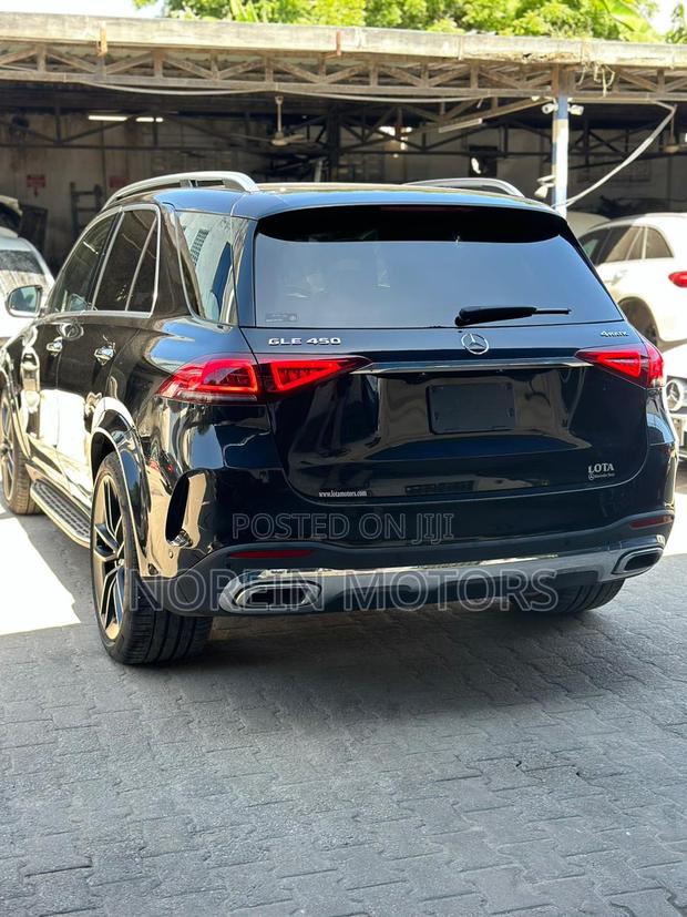 Used 2018 Mercedes-Benz GLE-Class in Black: High-End SUV for Purchase