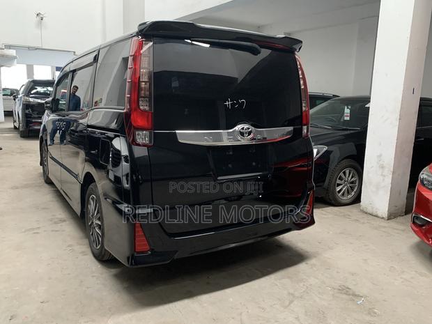 2016 Toyota Noah Black AWD 8-Seater - Affordable Luxury MPV