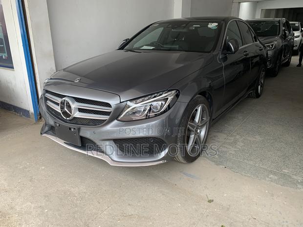 2017 Gray Mercedes-Benz C200 - Drive with Style and Sophistication