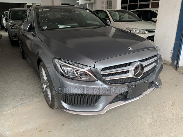 2017 Gray Mercedes-Benz C200 - Drive with Style and Sophistication