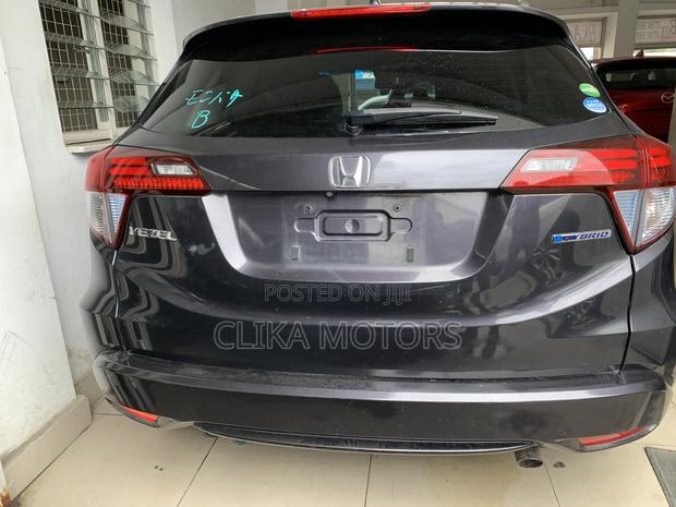 2017 Honda Vezel 1.5 Hybrid 2WD in Purple: Stylish and Powerful