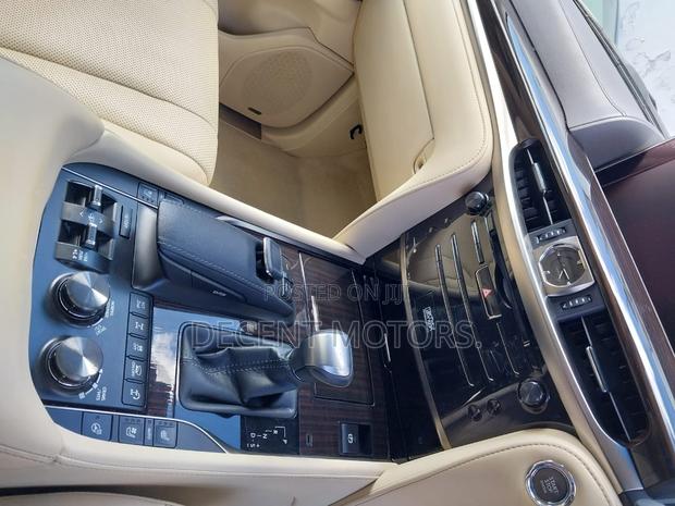 2016 Lexus LX 570 AWD Gold - Used All-Wheel Drive