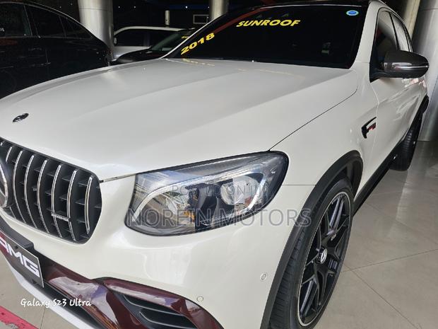 2018 White GLC-Class Mercedes-Benz SUV: Sleek and Sophisticated