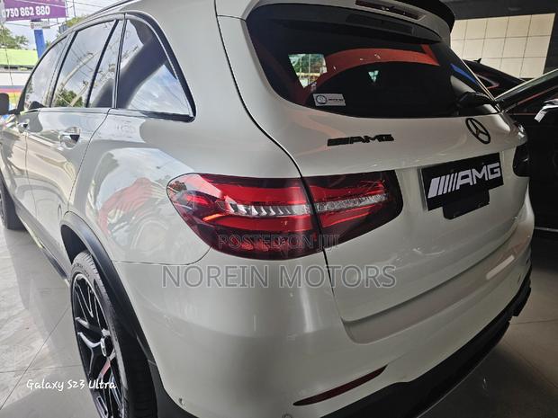 2018 White GLC-Class Mercedes-Benz SUV: Sleek and Sophisticated