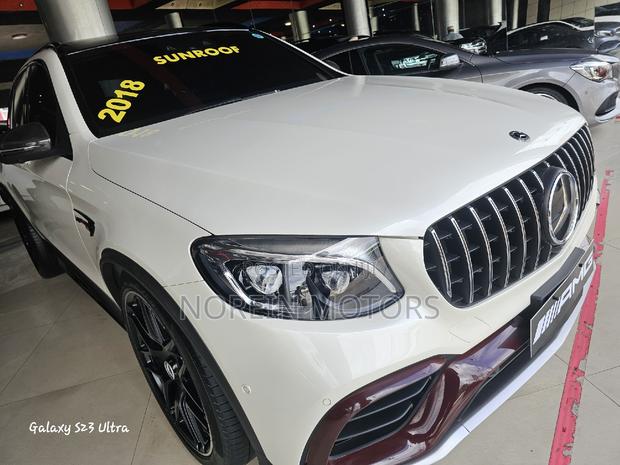 2018 White GLC-Class Mercedes-Benz SUV: Sleek and Sophisticated