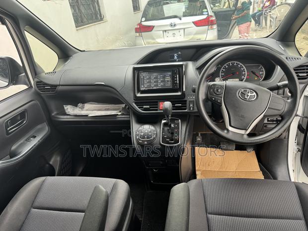2017 Toyota Voxy in White: Affordable Family Vehicle