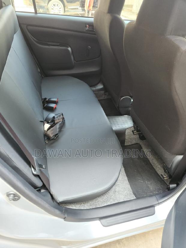 Toyota Probox 2018 Silver