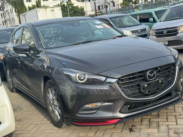 Gray Mazda Axela 2018 - Hatchback for Sale