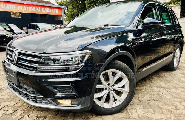 Volkswagen Tiguan 2017 Black: Luxury SUV for Your Urban Journey
