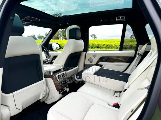 Land Rover Range Rover Vogue 2018 Gray