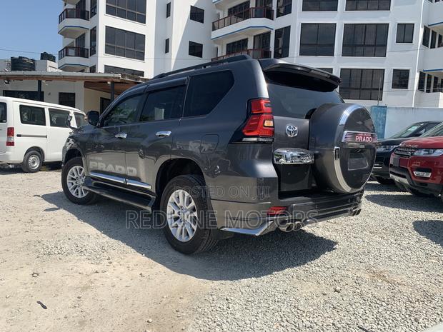 2017 Toyota Land Cruiser Prado 2.8D Gray - Excellent Condition