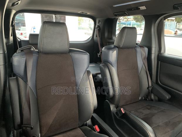 Luxury Toyota Vellfire 2017 in Black: Affordable and Stylish