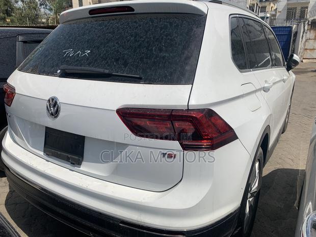 Volkswagen Tiguan 2.0T S FWD 2017 - Impeccable White Condition