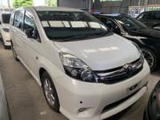 Toyota ISIS 1.8 Platana 4WD 2016 White - Used Car for Sale for sale