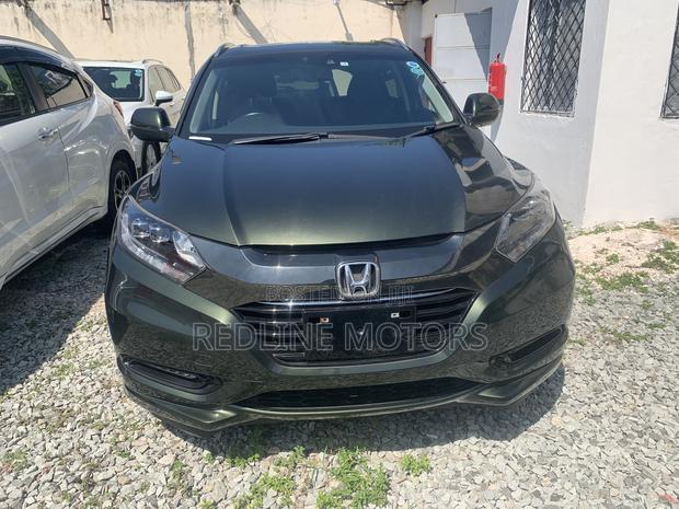 Honda Vezel 2017 1.5 Hybrid 4WD in Green